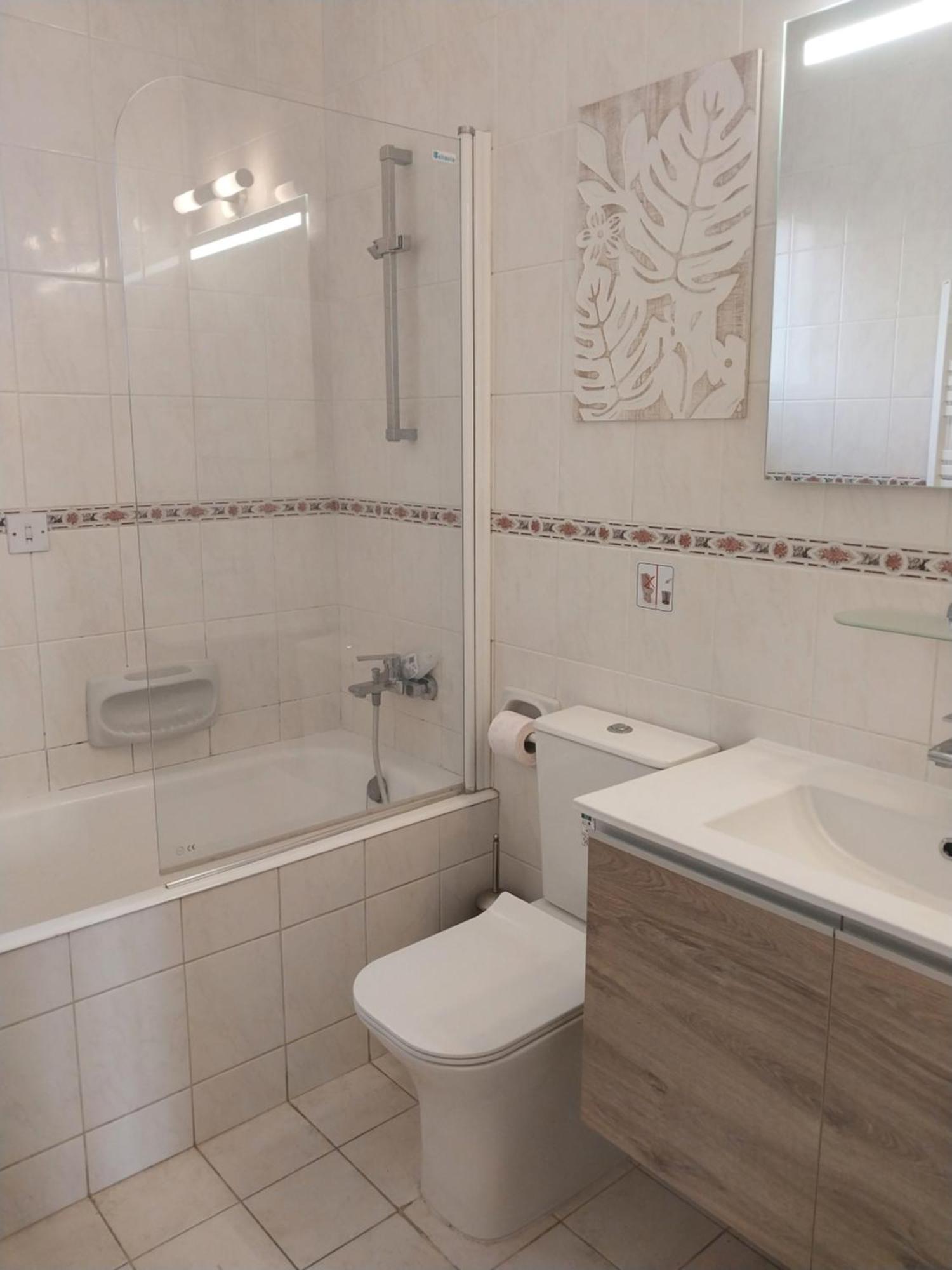 Kings Apartment With Private Garden Paphos Exterior photo